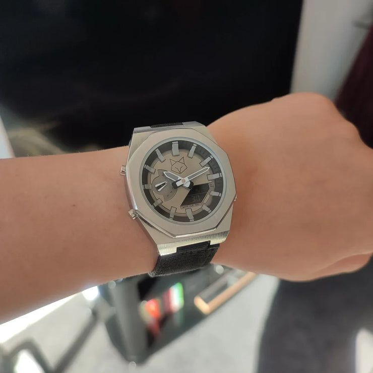 Original SKM World Time Watch Silver image 4